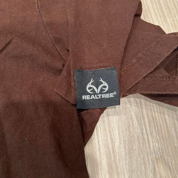 Realtree by Grey Matter Concepts brown tshirt.  Size XL‎ - Picture 2 of 6